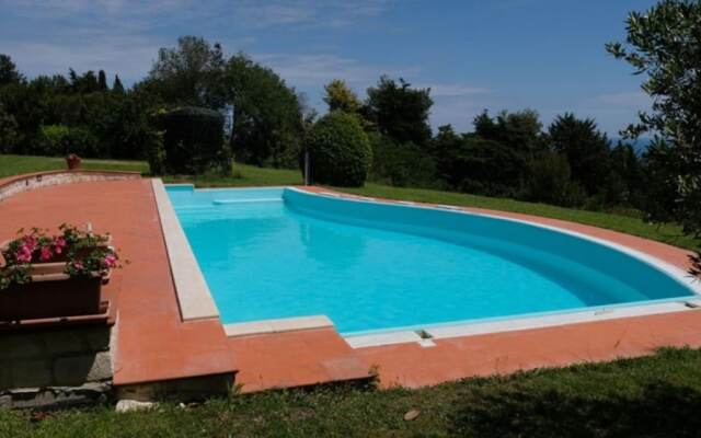 Villa with 5 Bedrooms in Sirolo, with Wonderful Sea View, Private Pool And Wifi - 4 Km From the Beach