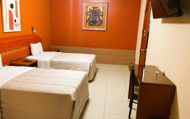 Javier Prado Inn