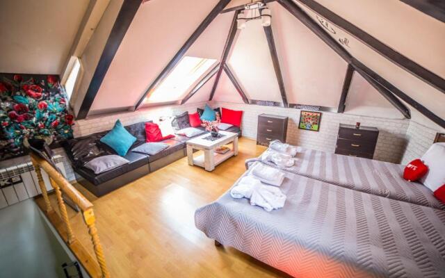 COMFORTABLE APARTMENT in the old TBILISI