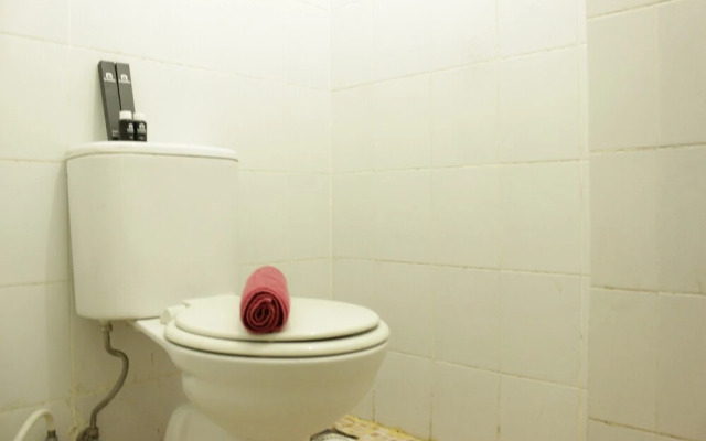 Quiet & Comfy Studio at The Suites @Metro Apartment