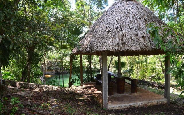 Casa Cenote Popol Vuh