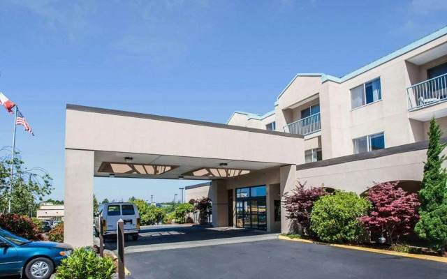 Quality Inn Grand Suites Bellingham