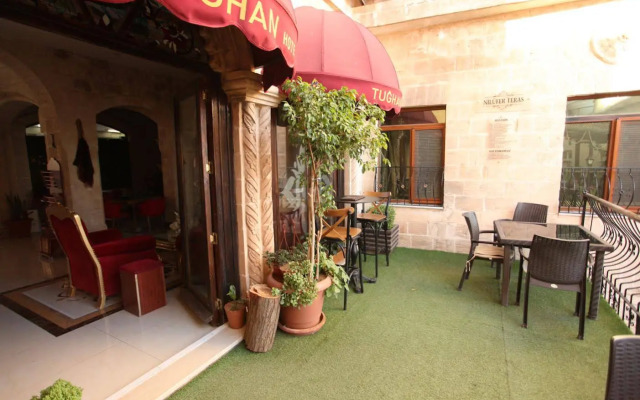 Tughan Hotel