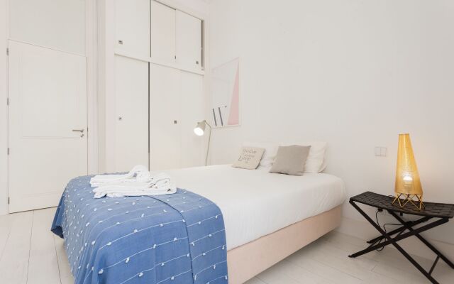 Baixa Tile Blue Two-Bedroom Apartment - by LU Holidays