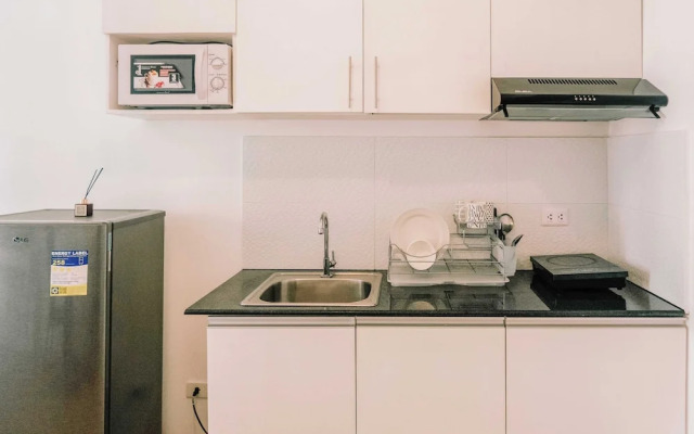 City Haven With Prime Views