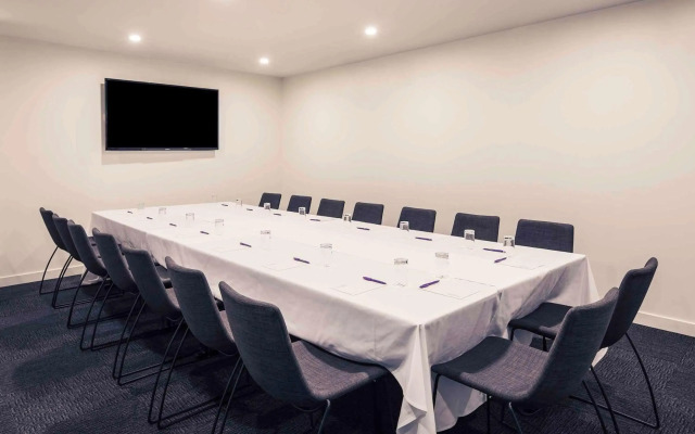 Mercure Melbourne Therry Street