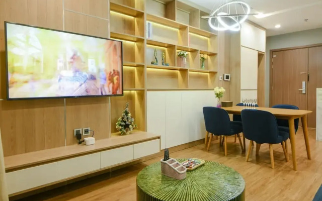 Hi.Home Apartment at Vinhomes Metropolis