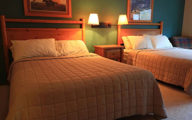 Apex Inn Standard Rm 223 1 Bedroom Condo by Redawning