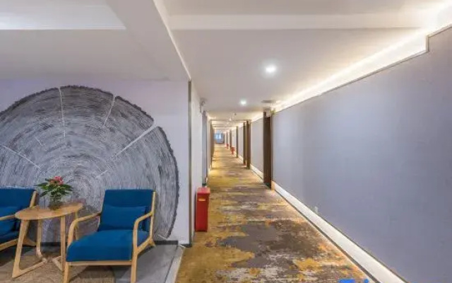 Magnolia Hotel (Beijing Fangzhuang Subway Station)