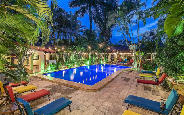 Hotel Villas Lirio