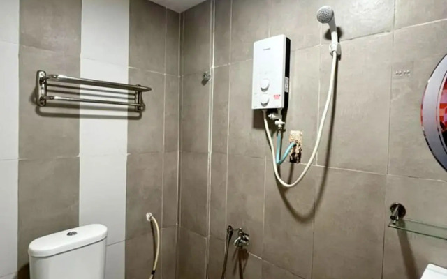 De Glory Hotel USJ 21