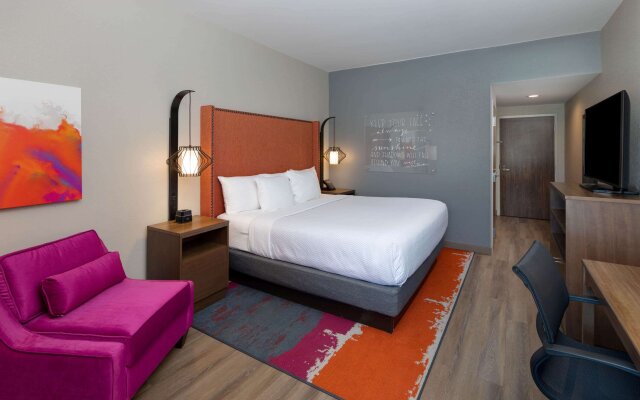 La Quinta Inn & Suites by Wyndham Perry