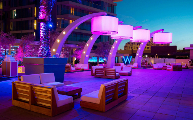 W Scottsdale