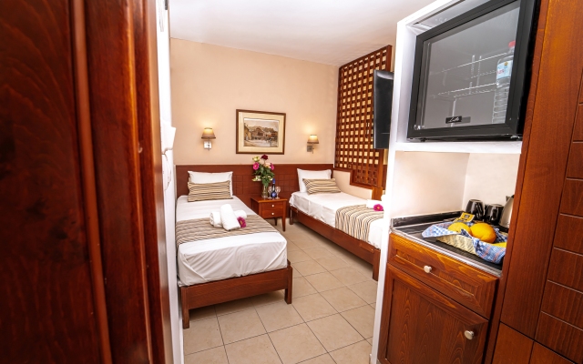 Philoxenia Hotel & Spa