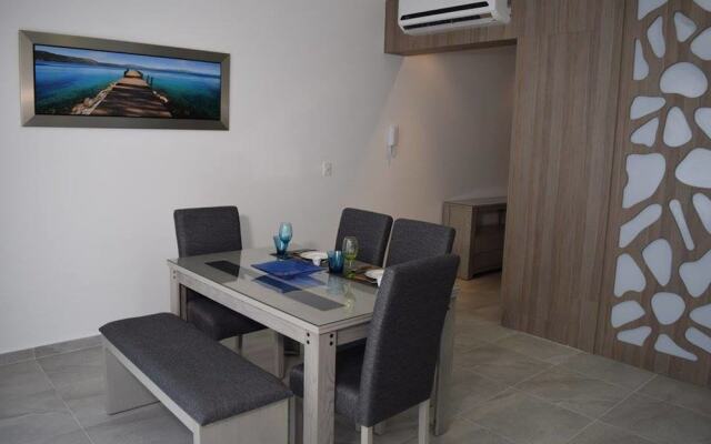 Amazing and Modern 1BR by Happy Address