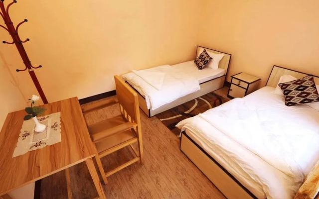 Aarya Chaitya Inn