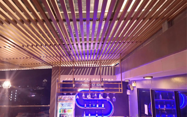 XQ Pattaya Hotel