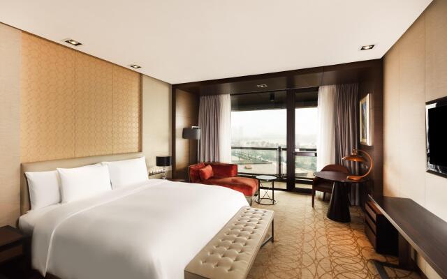 Crowne Plaza Xuzhou Dalong Lake, an IHG Hotel