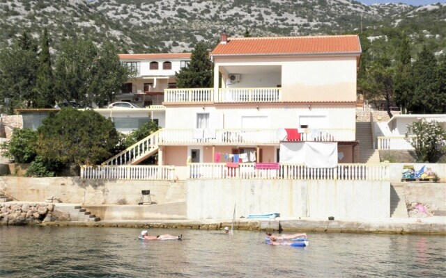 Dalibor - 5m From the sea With Parking - A6