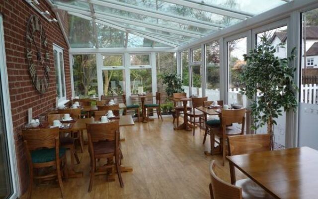 Grove Guest House