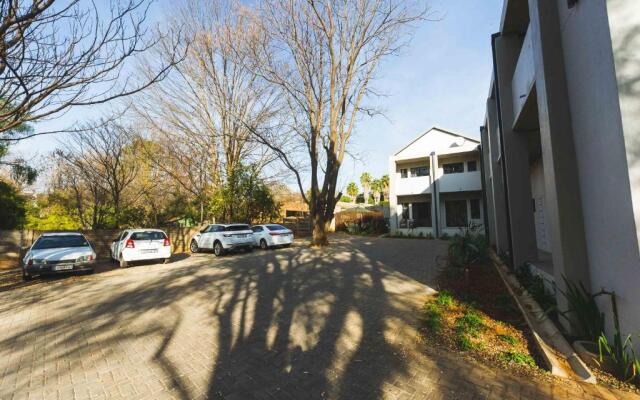 Wild Peach Inn