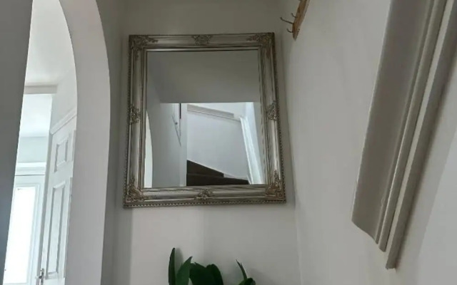 Stunning 3-bed House in Manchester