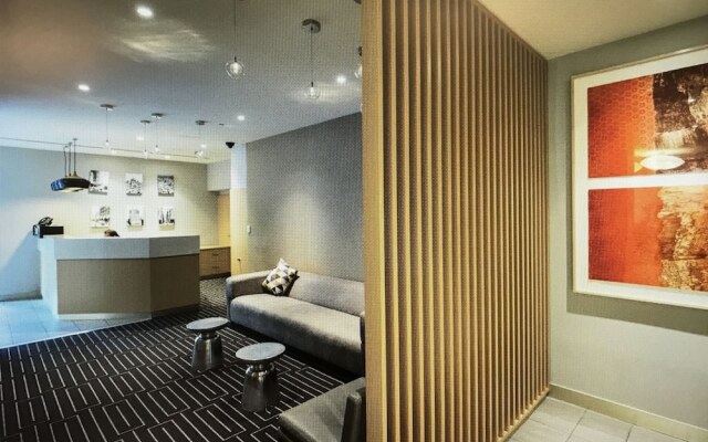 225 Melbourne Tower