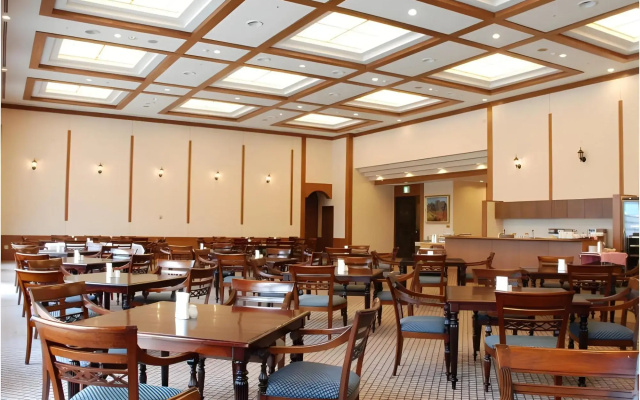 Royal Tainai Park Hotel