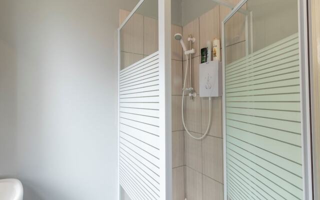 Great Holiday Home in Manchester near Old Trafford