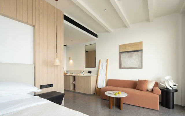 Miyue Santorini Seaview Resort Hotel