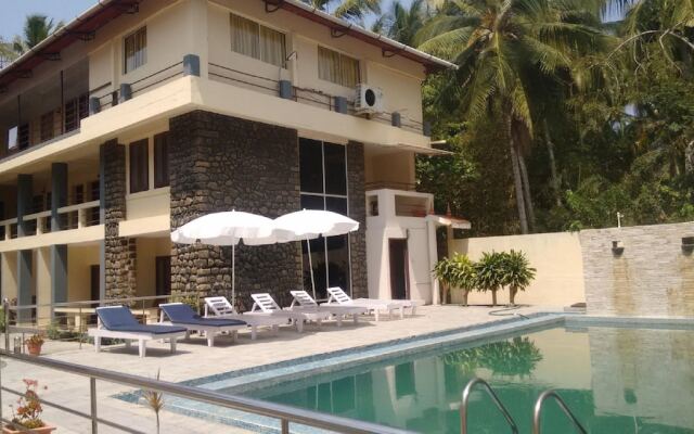 New Kovalam Beach Hotel