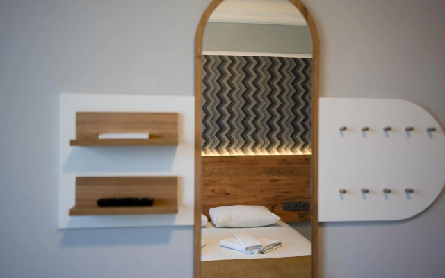 Sav-ir Suit Otel