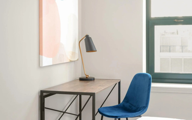 Chicago | Exquisite Studio River North Apartment