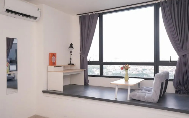 Spacious Comfy Studio Room At Collins Boulevard Apartment