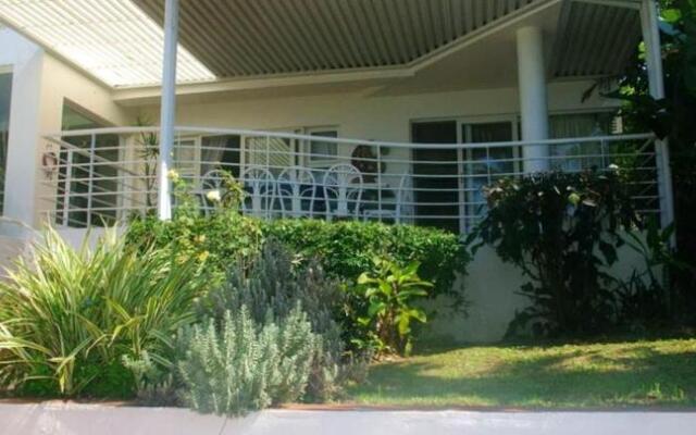 Thoko-Zani Beach House