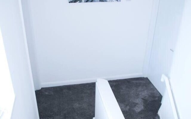 Impeccable 1-bed Apartment in Harrow