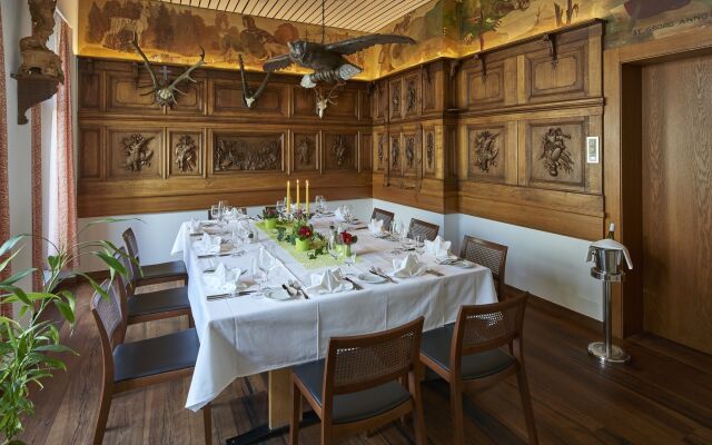 Hotel Ambassador Brig