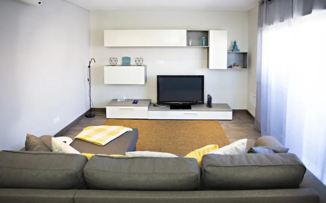 Tabira Apartment Concei o