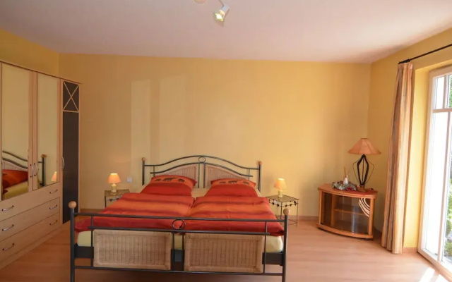 Spacious Apartment in Madfeld With Private Terrace