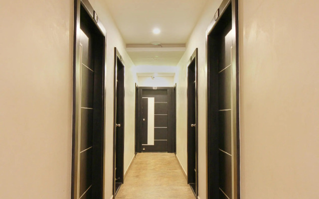 OYO Flagship 11531 Sathya Lodge