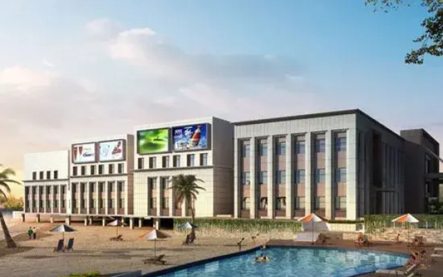 Sunshine Beach Holiday Hotel