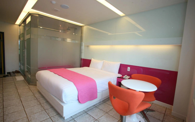 Incheon Airport Hotel Zeumes