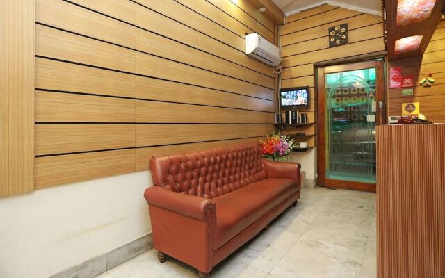 OYO 7742 The Hotel Marina