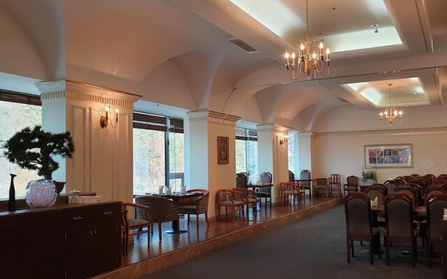 Mudeung Park Resort & Hotel