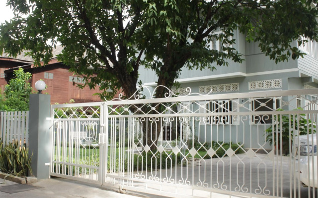 Lada House