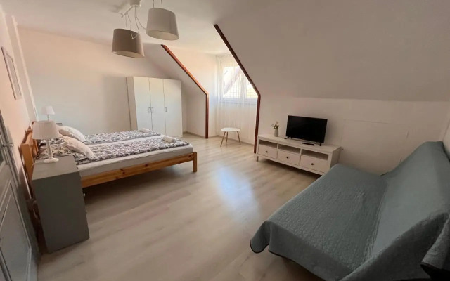 Pacsirta Apartman Grand