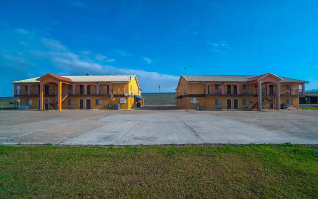 Texas Inn San Benito near Harlingen