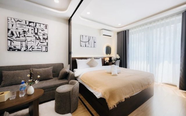 Wisteria Luxury Apartment