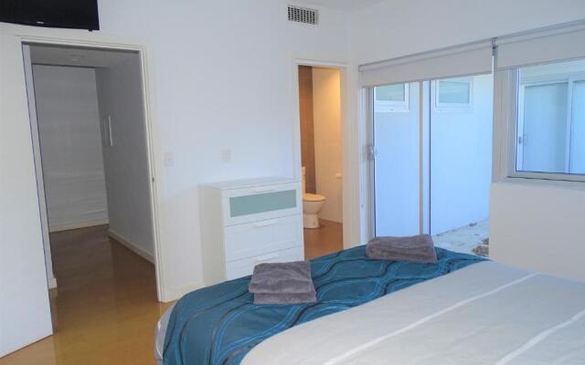 Port Vincent Seaside Apartments - Apartment 1