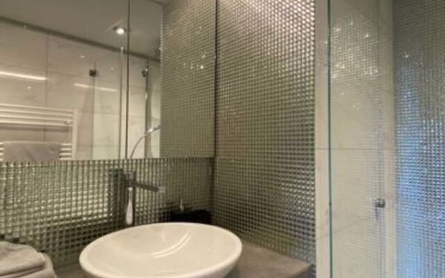 Les Hivernants (EG links)